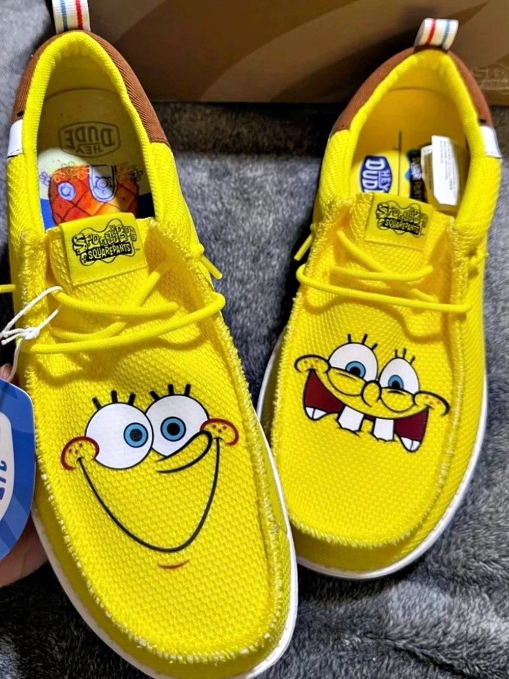 Hey Dude Wally Funk SpongeBob SquarePants Yellow Sneaker: NEW IN BOX